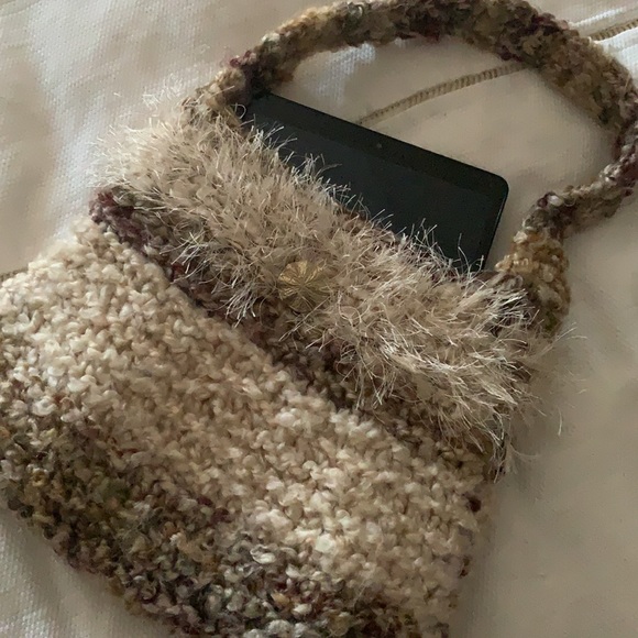 Mocha knitted purse - Picture 3 of 3